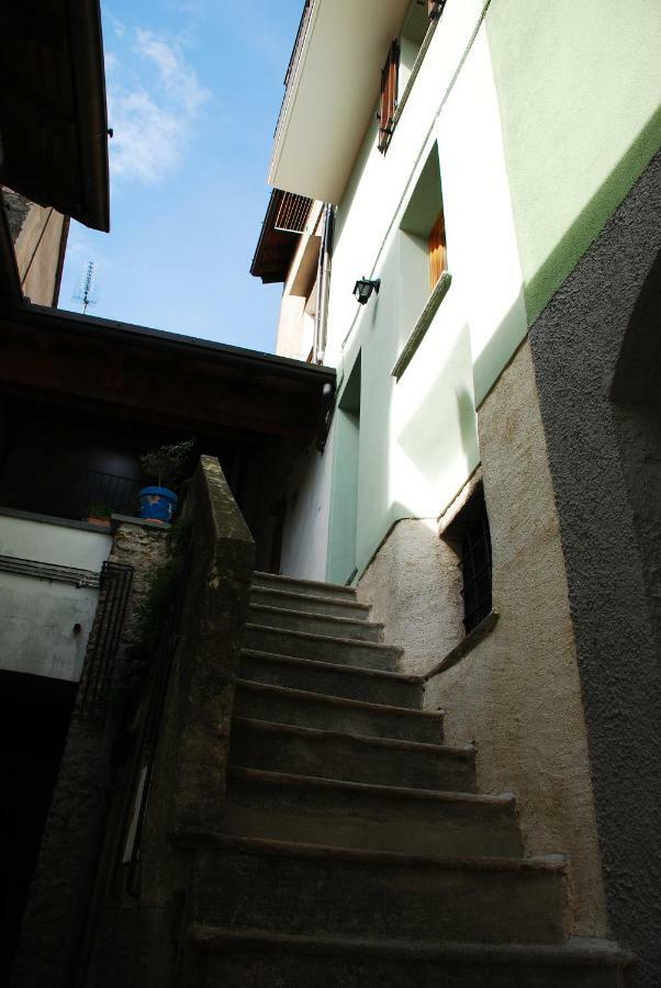 La Casa Del Borgo Villa Dervio Eksteriør billede