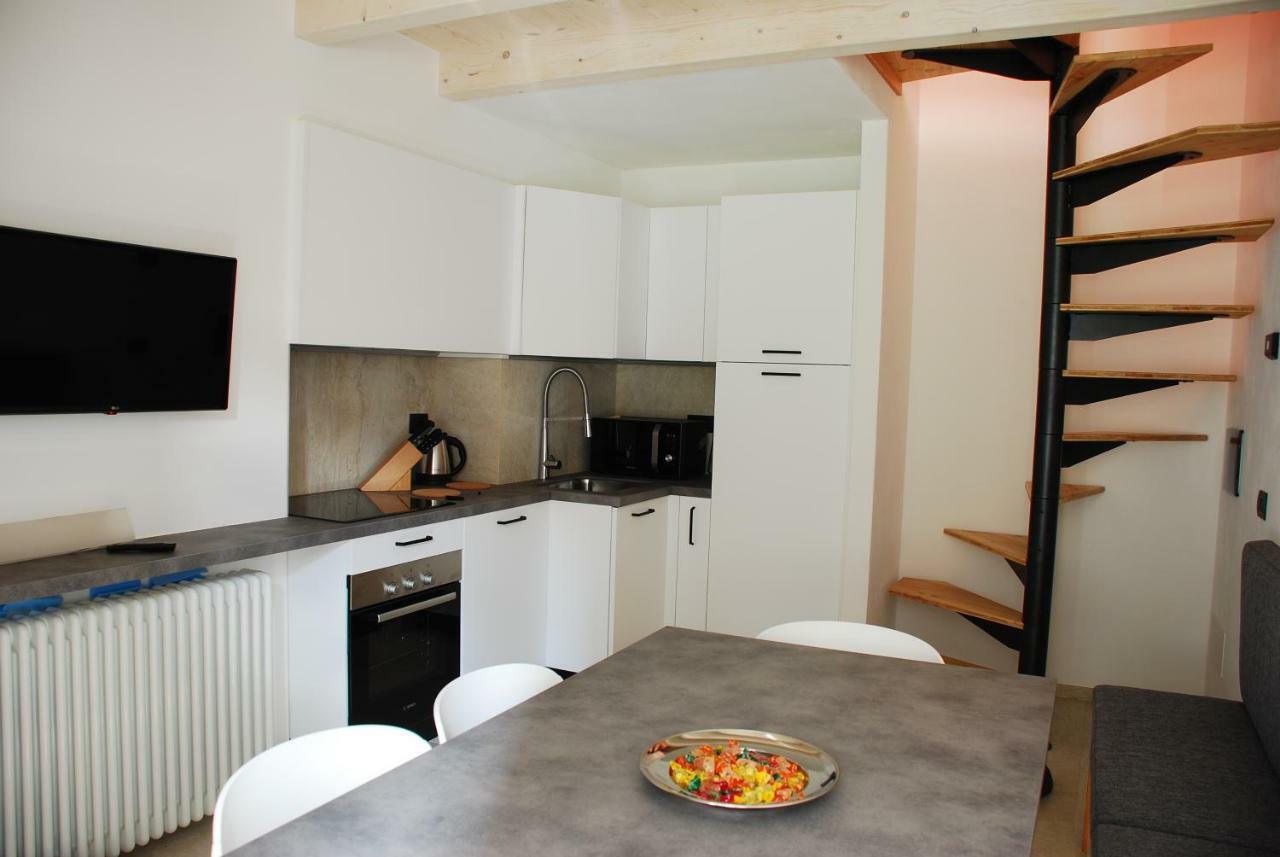 La Casa Del Borgo Villa Dervio Eksteriør billede